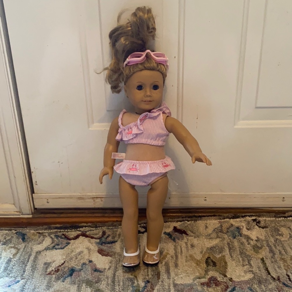 AMERICAN GIRL DOLL!! INCLUDES HANDMADE SWIMSUIT, SHOES, AND GOGGLES!! $49